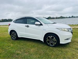 Honda Vezel AUTO HYBRID / FINANCE AVAILABLE - Image 4