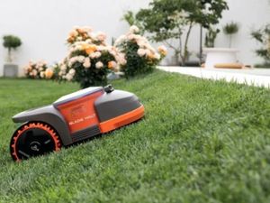 Segway H3000 Robotic Mower - Image 2