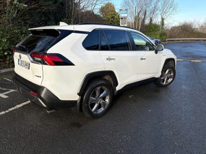 Toyota RAV 4 / 2.5 Petrol Hybrid / Auto / NCT TAX - Image 4