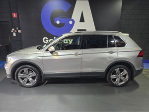 Volkswagen Tiguan HIGH LINE-AUTOMATIC-4 MOTION-LOW - Image 4