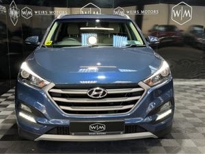 Hyundai Tucson PETROL EXECUTIVE 5DR ONE OWNER - Image 4