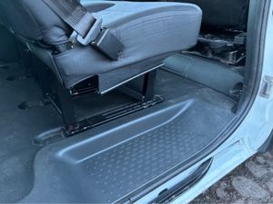 Opel Vivaro 2.0 - Image 2