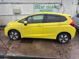 Honda Fit 1.5i Petrol Hybrid Automatic - Image 3