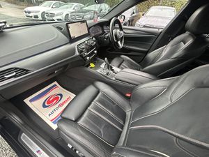 212 BMW 520D M SPORT LCI CARBON BLACK ON BLACK - Image 3