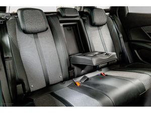 Peugeot 3008 Allure 1.5 Diesel Auto 130HP - Image 4