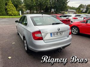Skoda Rapid AMBITION 1.6 TDI 90HP 4DR LIMO - Image 4