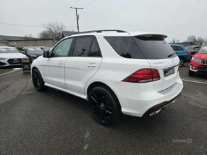 Mercedes-Benz GLE AMG Line - Image 3