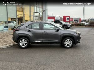 Toyota Yaris Cross YARIS CROSS LUNA - Image 3