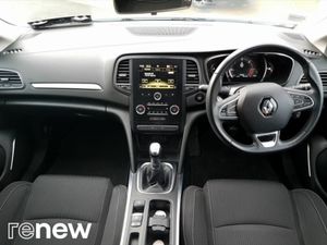 Renault Megane 1.5 Blue dCi 115 Iconic GC - Image 2