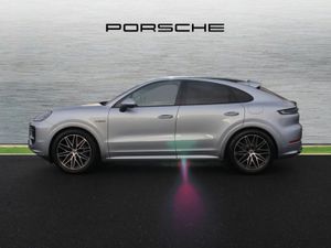 Porsche Cayenne E-Hybrid - Image 3