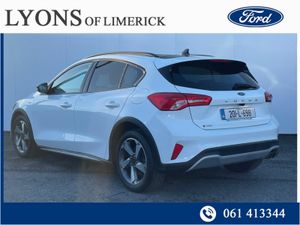 Mercedes-Benz CLA CLA180 Coup A/T Progressive - Image 3