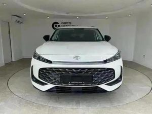 MG HS 1.5 T-gdi Phev Trophy 5dr Auto - Image 2