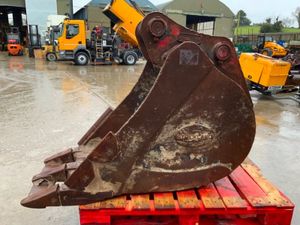 24" STRICKLAND BUCKET..........65mm  PINS......#2 - Image 3