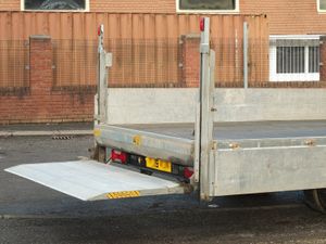 2019 Iveco Daily Dropside Van with Tail Lift - Image 3