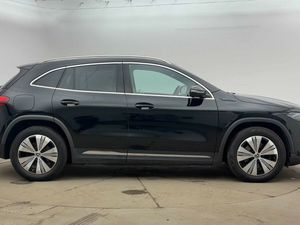 Mercedes-Benz EQA Hatchback Sport - Image 3