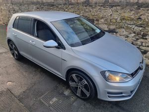 Volkswagen Golf 2013 - Image 2