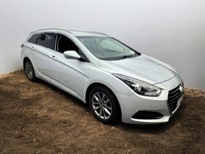 2017 Hyundai i40 Comfort 1.7 Diesel Estate - Image 3