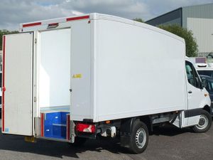 2019 Mercedes-Benz Sprinter Refrigerated Box Van - Image 3