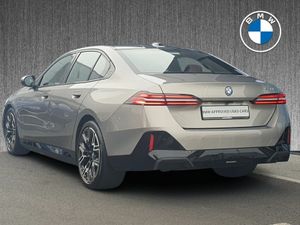 BMW 5-Series 530e M Sport Saloon - Image 3
