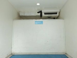 2019 Mercedes-Benz Sprinter Refrigerated Box Van - Image 4