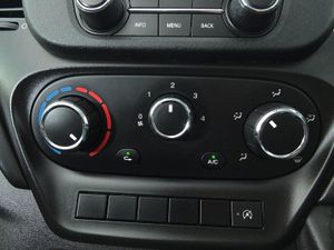 2021 Iveco Daily Flatbed Van - Image 2