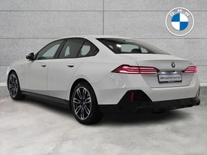 BMW 5-Series 530e M Sport Saloon - Image 3
