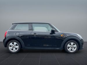 Mini Cooper ONEDHATCH D XN12 2DR ONE - Image 2