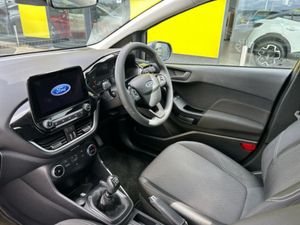 Ford Fiesta TREND CONNECTED 5DR 1.0T 100 M6 - Image 3
