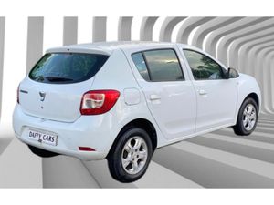 Dacia Sandero SIGNATURE 1.2 7 4DR - Image 3