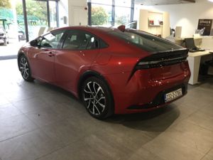 Toyota Prius PLUG-IN HYBRID ** ONLY 11 K KMS **UP - Image 2