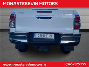 Toyota Hilux 2.4 SR5 D/CAB AUTO - Image 4