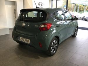 Hyundai i10 AUTOMATIC - Image 2