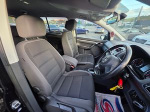 Volkswagen Touran 1.4 TSI 7 SEATER * SIMI DEALER - - Image 3