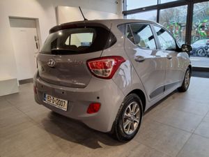 Hyundai i10 ** sold ** - Image 2