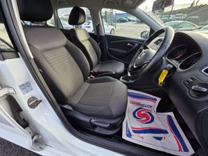 Volkswagen Polo ONLY 18,500KM ! 1.2 TSI  REV CAMER - Image 4