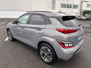 Hyundai KONA FULL EV, 300 + KM RANGE , EXECUTIVE M - Image 4