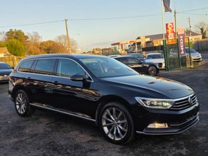 Volkswagen Passat 2.0 TDI VIRTUAL DASH FULL LEATHE - Image 2