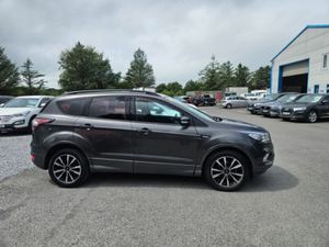 Ford Kuga ST Line 1.5 120PS M6 FWD 4DR - Image 2
