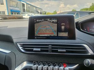 Peugeot 3008 1.6 HDI Blue Allure S/S 120BHP 5DR - Image 3