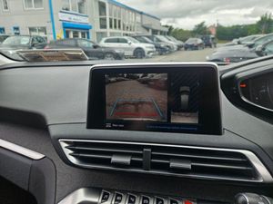 Peugeot 3008 Allure 1.6 Blue HDI 120 4DR - Image 4