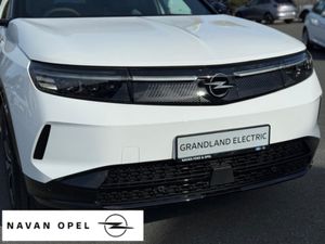 Opel Grandland GS-Line Electric 210Ps 520Km Range - Image 4