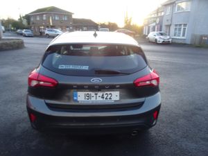 Ford Focus TITANIUM 1.5 TDCI 125PS 6 5DR 6SPEED - Image 4