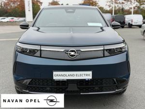Opel Grandland GS-Line Electric 210Ps 520Km Range - Image 3