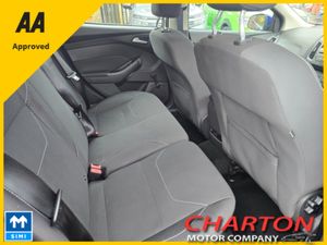 Ford Focus 1.0 ECOBOOST ZETEC 125PS 5DR T - Image 3