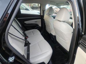 Hyundai Tucson Executive 5DR - Image 4