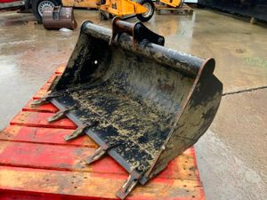 36" DIGGING BUCKET....35mm PINS.........1365t. - Image 3