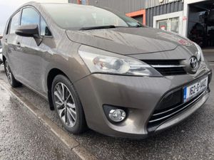 2017 Toyota Avensis 1.6D-4D Luna Navi Saloon - Image 3