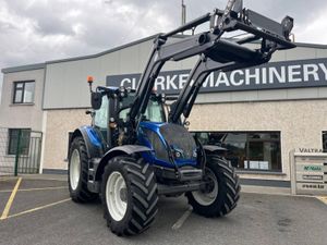 2022 Valtra N134 Active c/w Quicke G5s Loader - Image 2
