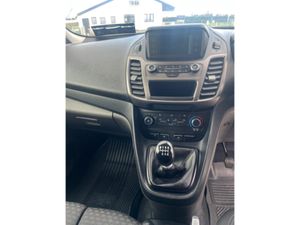 Ford Transit Connect SWB HP TREND 1 1.5 TD 120 M6 - Image 4