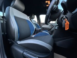 Volkswagen Polo 1.4 GT EDITION // ANDROID AUTO UNI - Image 4